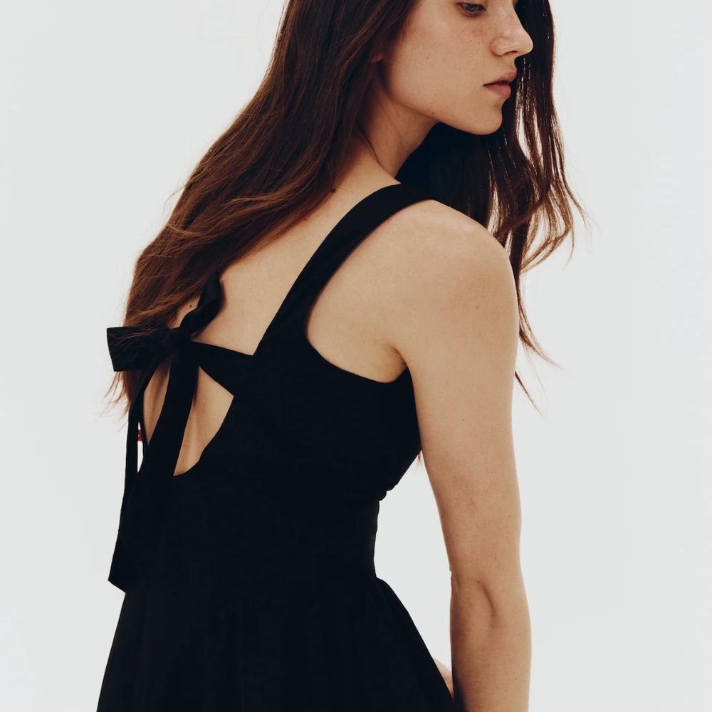Elegant Tie Back Black Cotton Dress